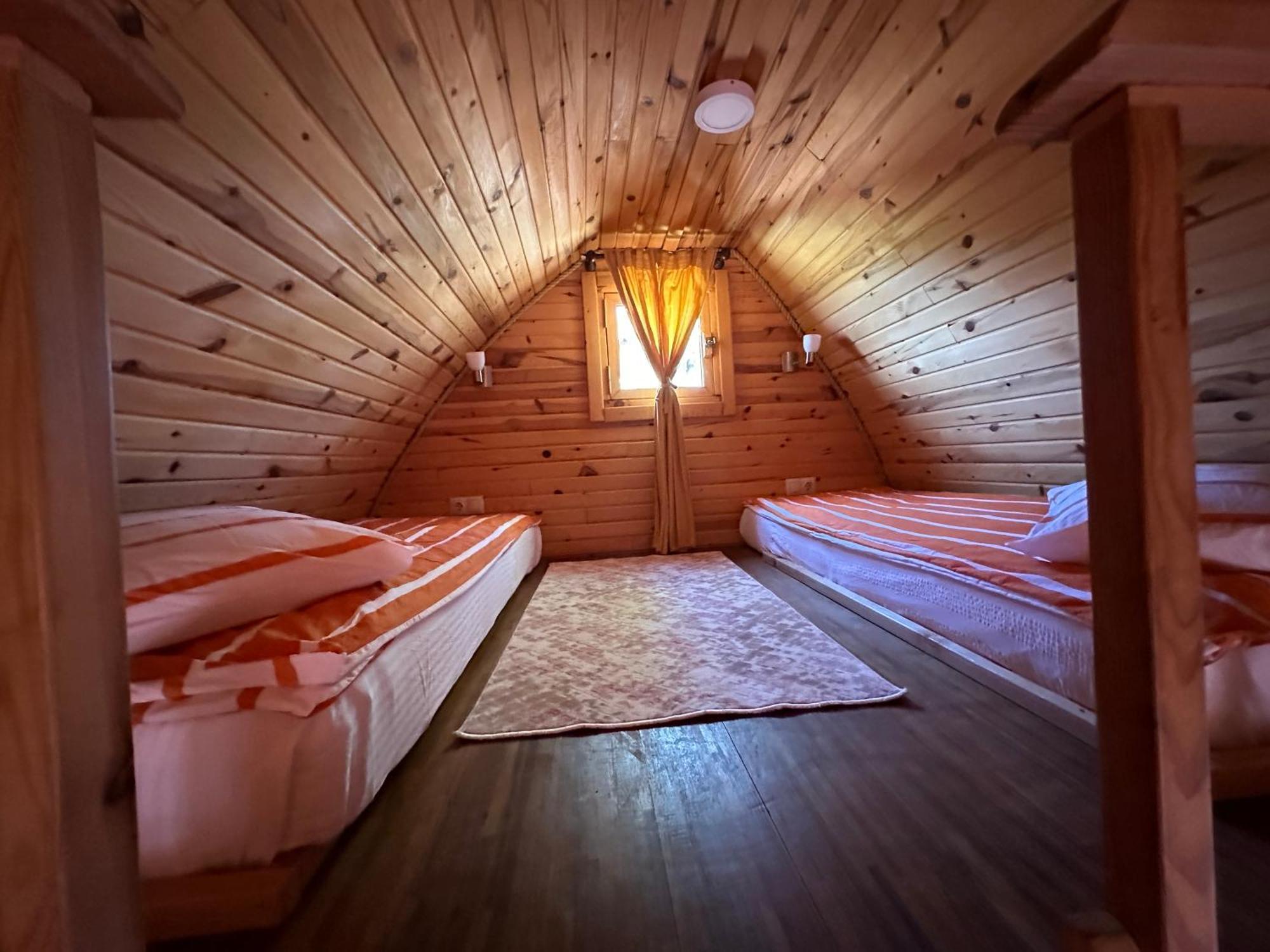 Otantik Tas Ev Bed & Breakfast Даламан Екстериор снимка