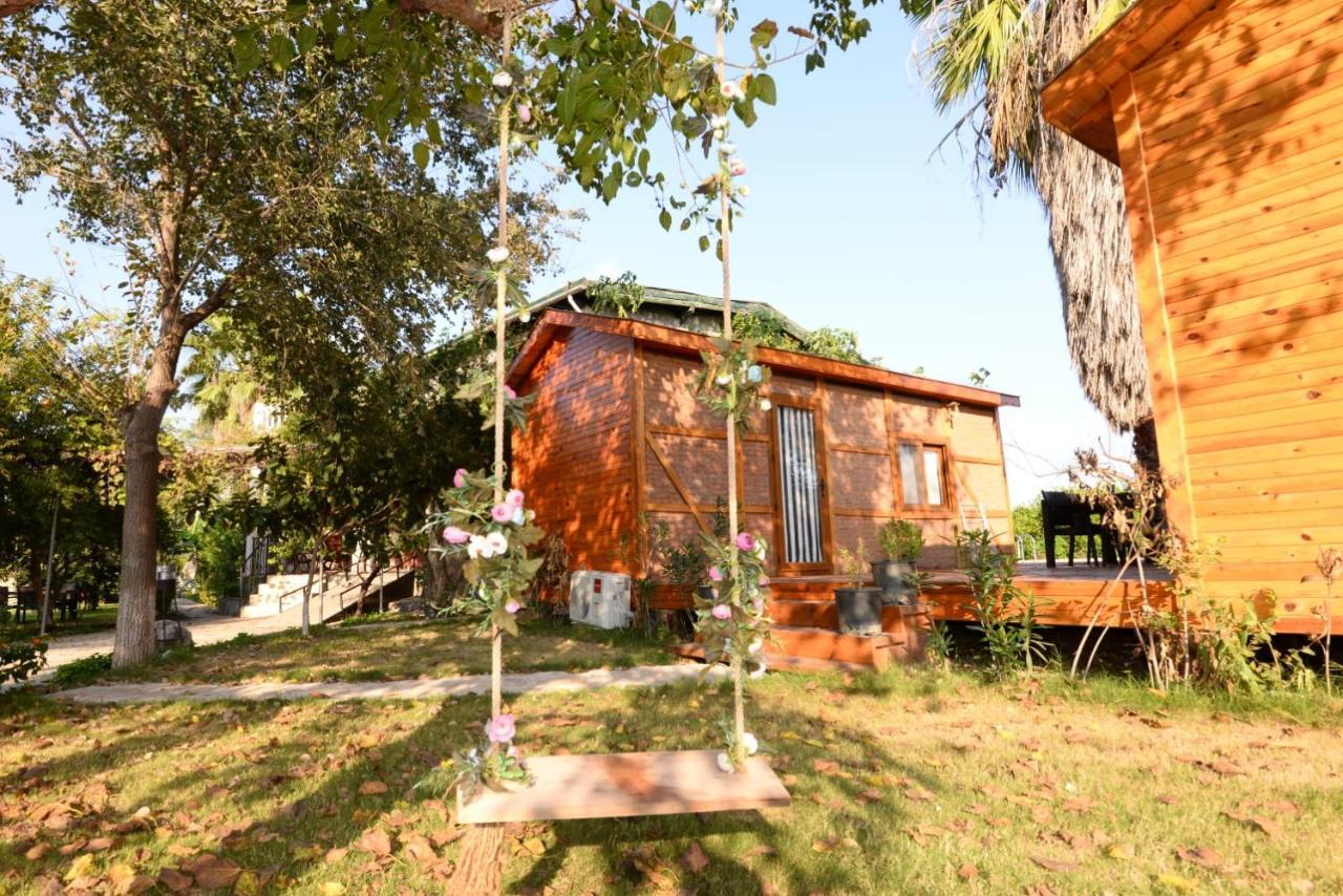 Otantik Tas Ev Bed & Breakfast Даламан Екстериор снимка