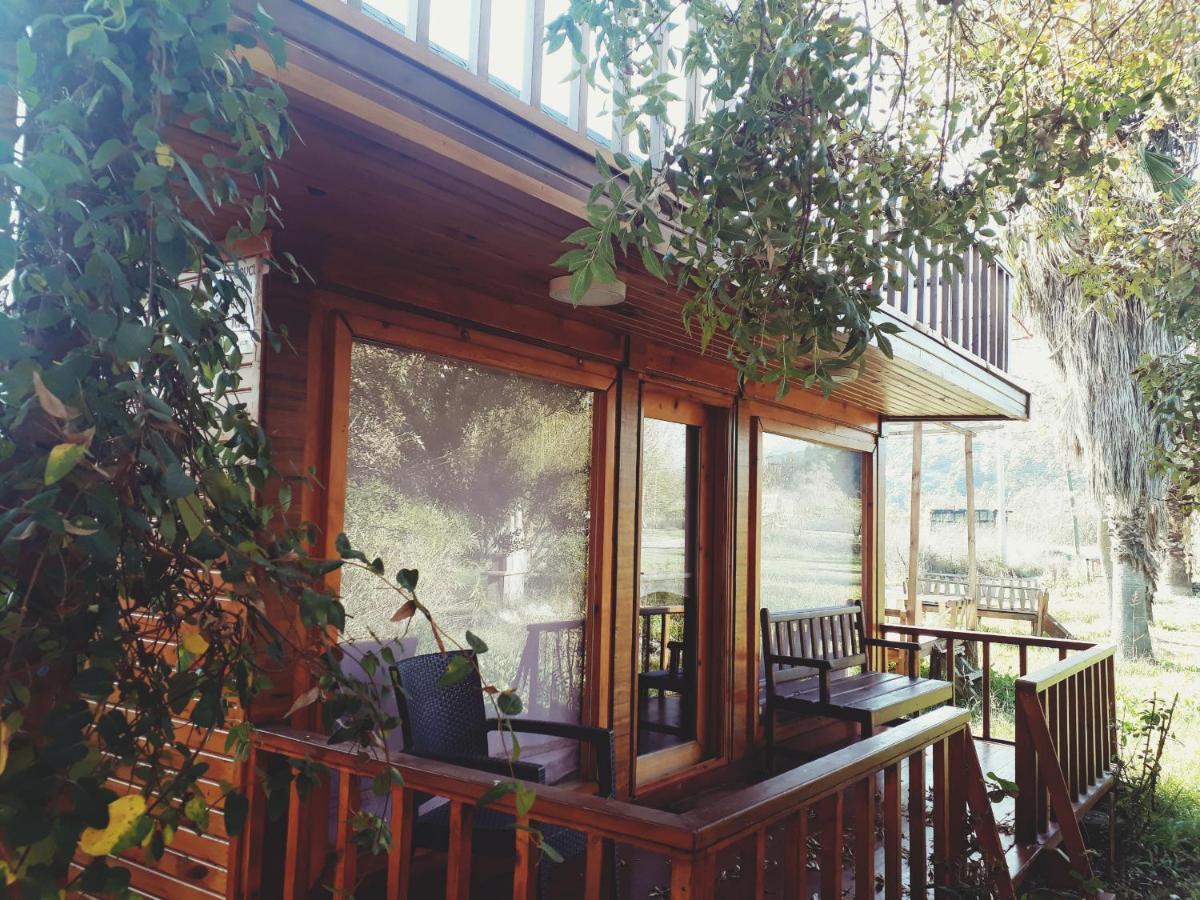 Otantik Tas Ev Bed & Breakfast Даламан Екстериор снимка